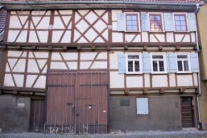 Untere Burggasse 2