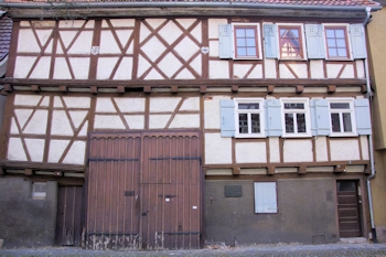Untere Burggasse 2