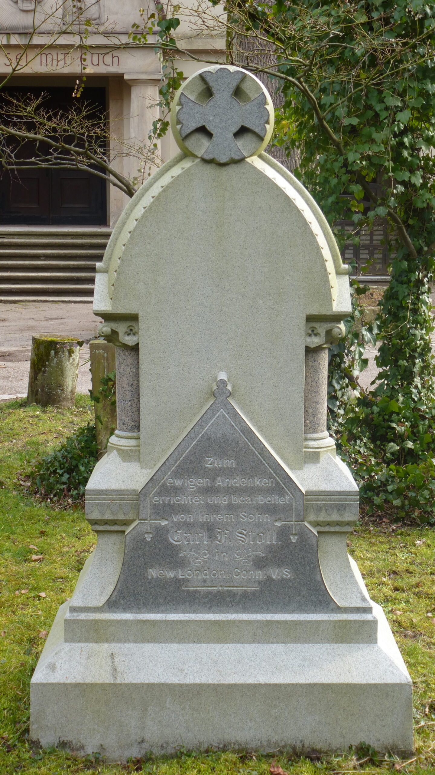 Grab Stoll Rückseite